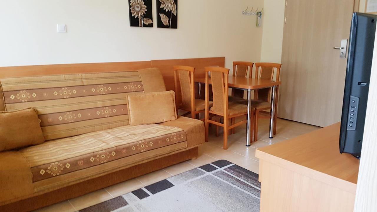 Osrodek Wczasowy Bursztyn Hotel กดัญสก์ ภายนอก รูปภาพ