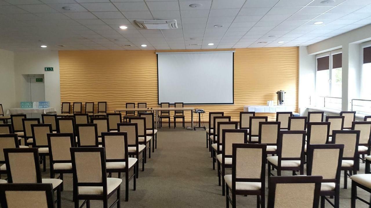Osrodek Wczasowy Bursztyn Hotel กดัญสก์ ภายนอก รูปภาพ